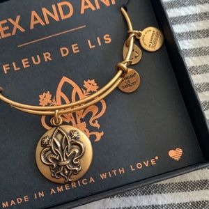 Alex and Ani Gold Fleur De Lis Bracelet ⚜️ NWT